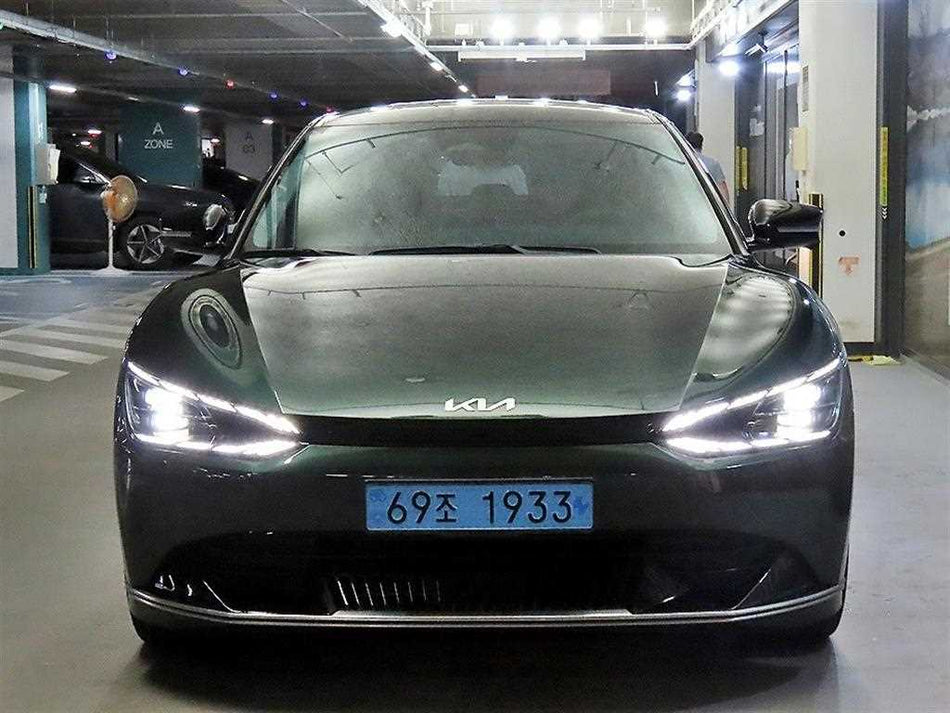 Kia EV6 — photo 02