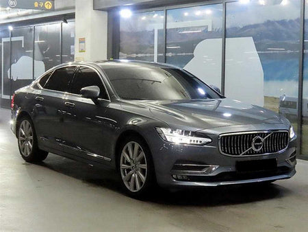 Volvo S90 — photo 01