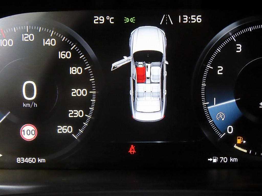 Volvo S90 — photo 09