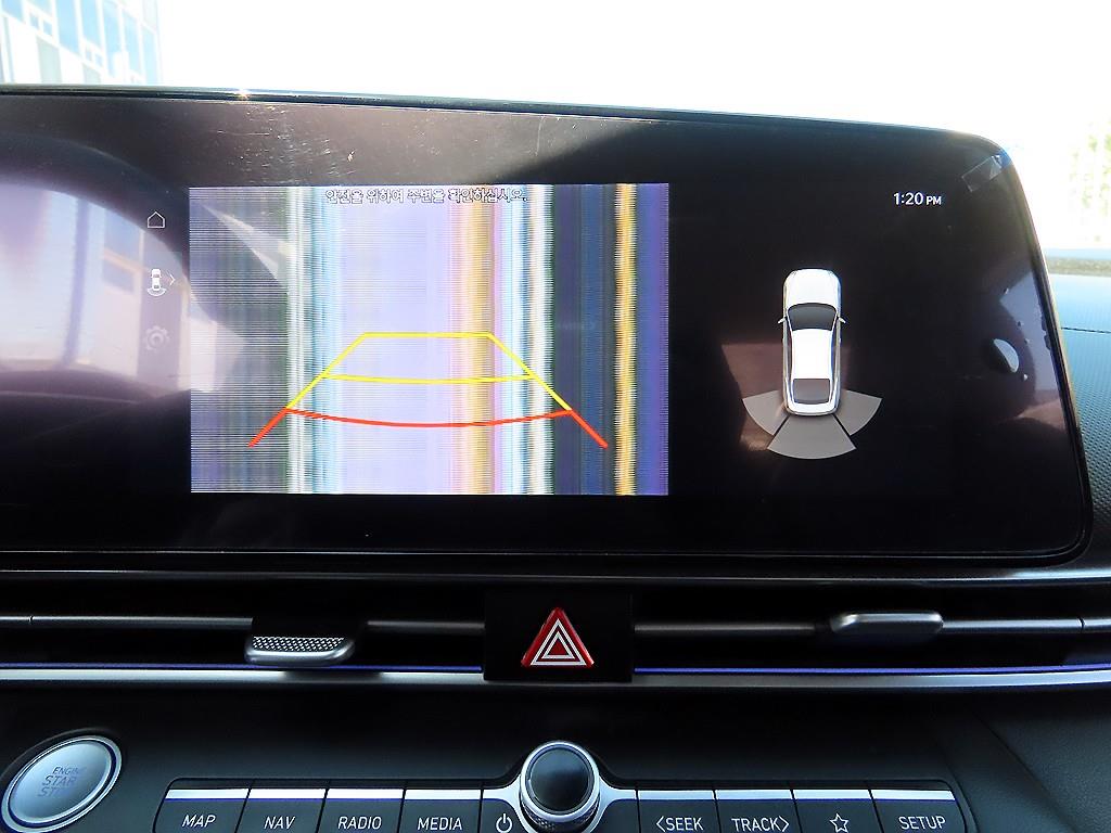 Hyundai Avante — photo 15