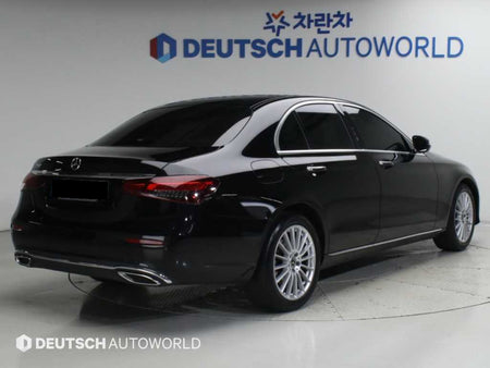 Mercedes-Benz E-Class — photo 02