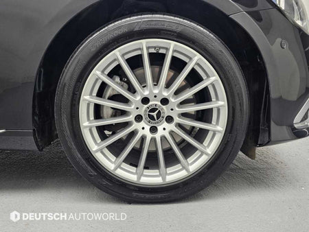 Mercedes-Benz E-Class — photo 05