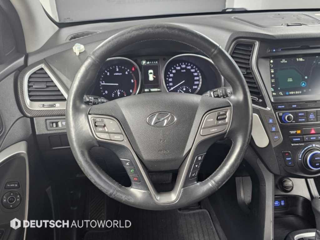 Hyundai Santafe — photo 13