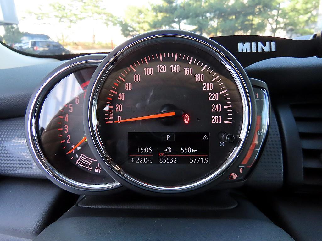 Mini Cooper — photo 09