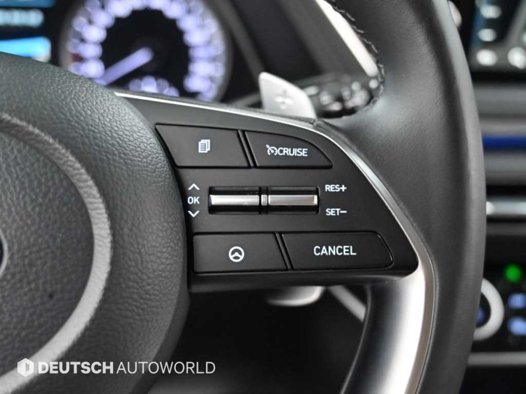 Hyundai Sonata — photo 16