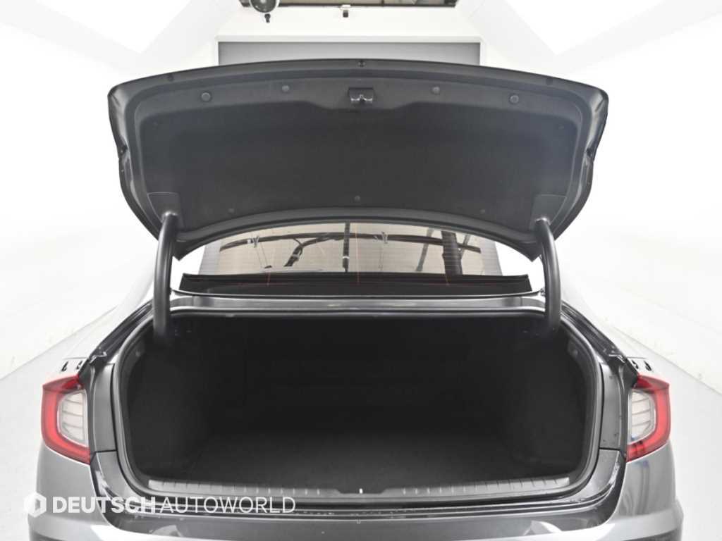 Hyundai Sonata — photo 19