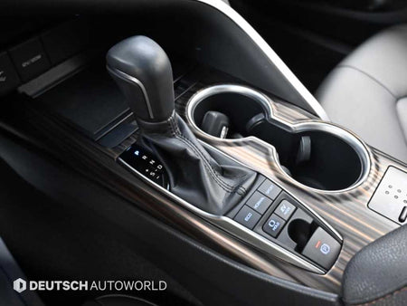 Toyota Camry — photo 09