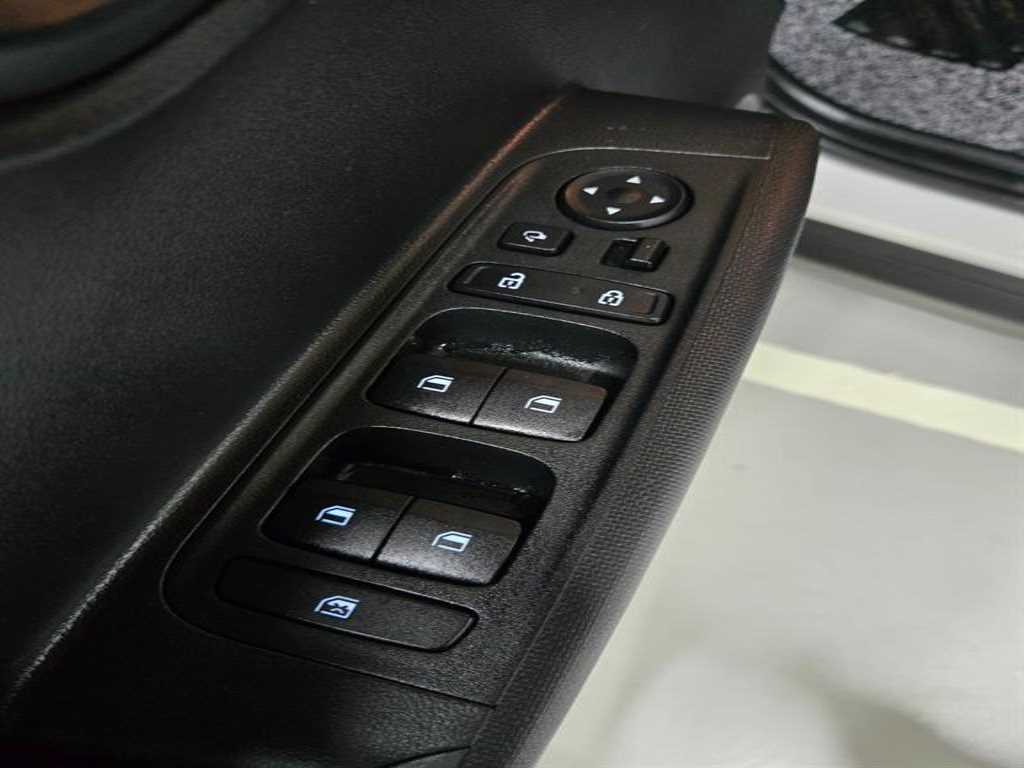 Hyundai Casper — photo 15