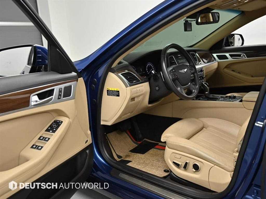 Hyundai Genesis — photo 11