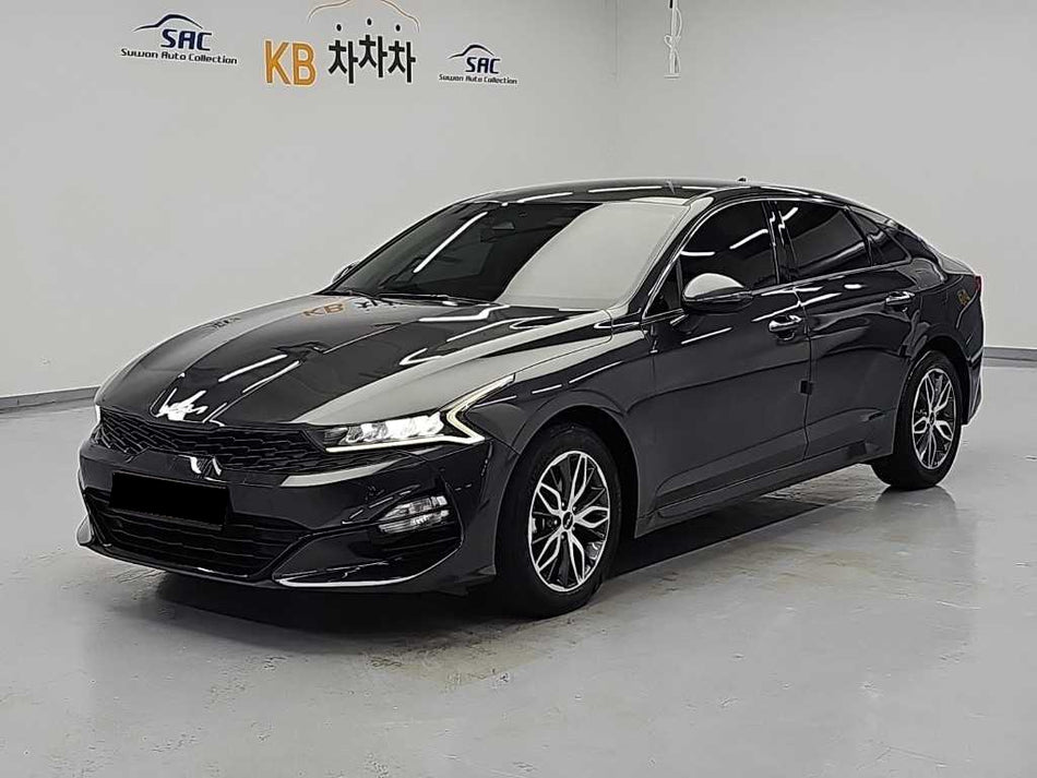 Kia K5 — photo 01