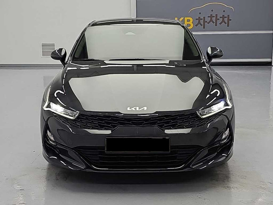 Kia K5 — photo 02