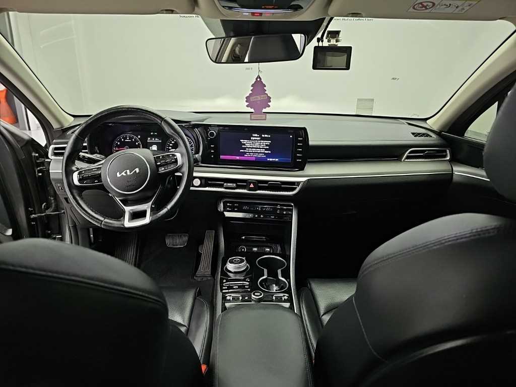 Kia K5 — photo 07