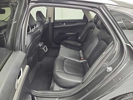Kia K5 — photo 12