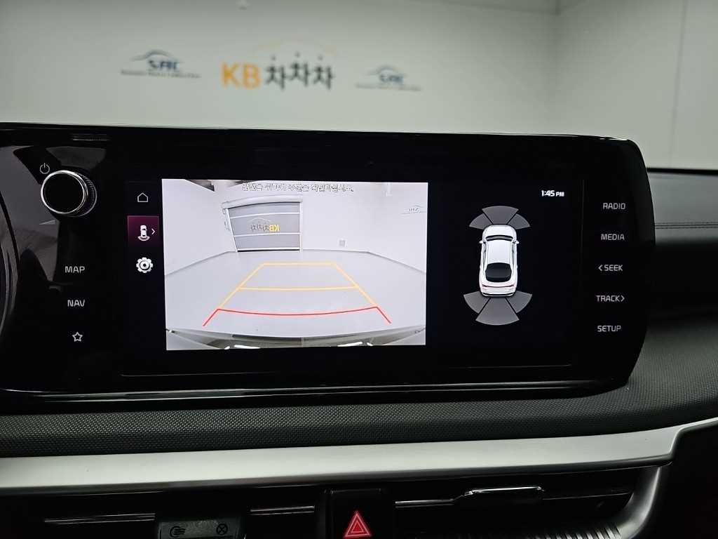 Kia K5 — photo 14