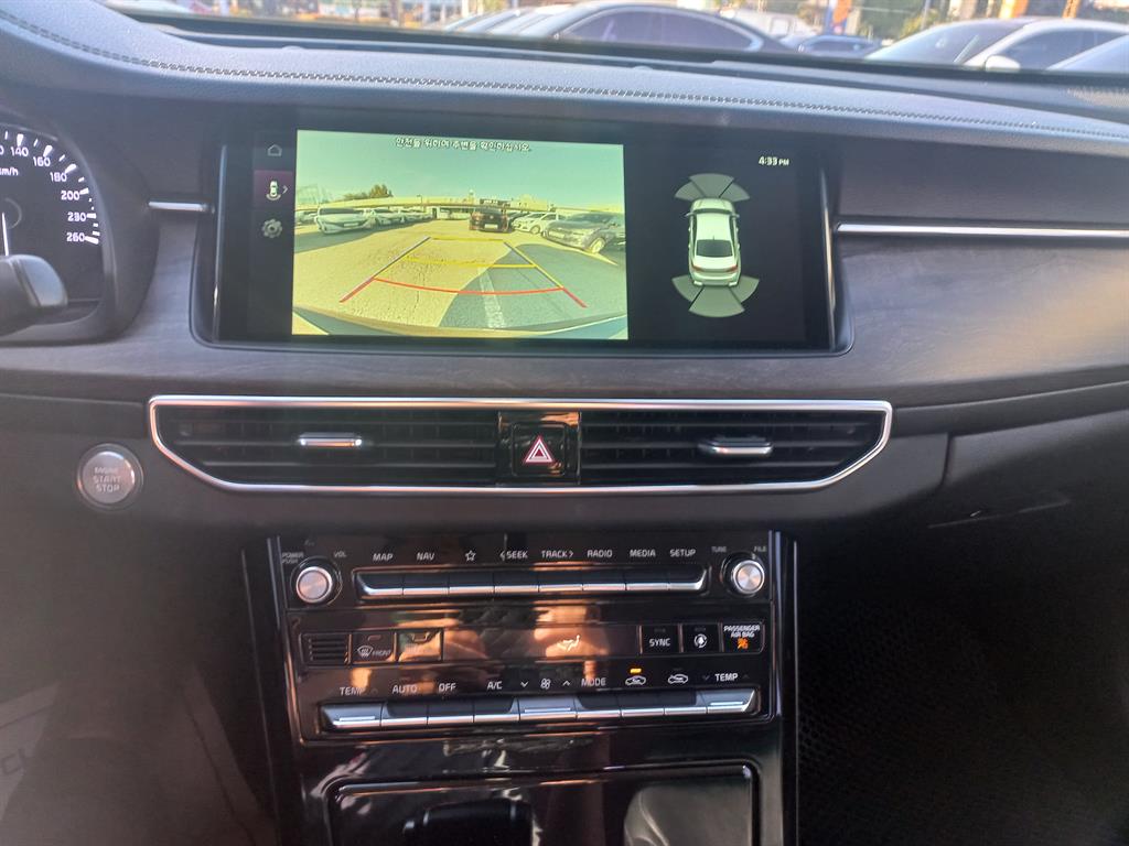 Kia K7 — photo 13