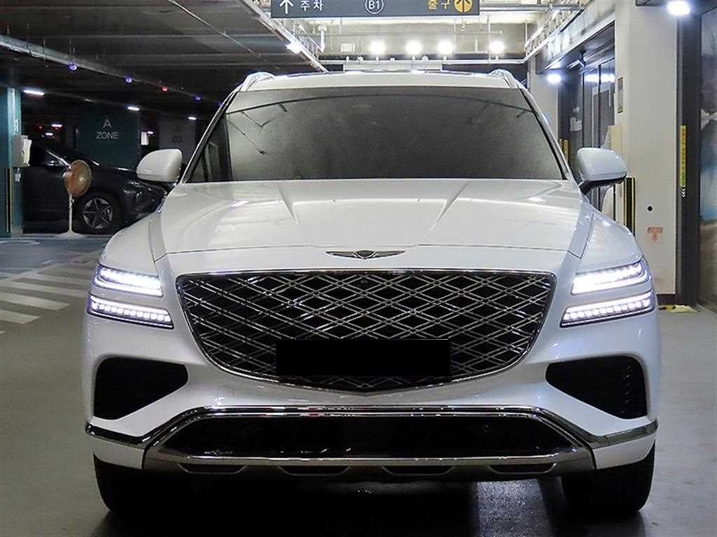 Genesis GV80 — photo 02