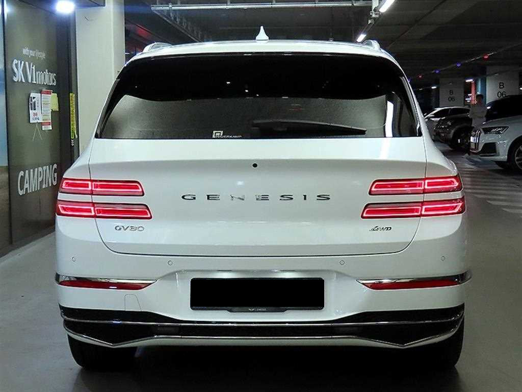 Genesis GV80 — photo 05