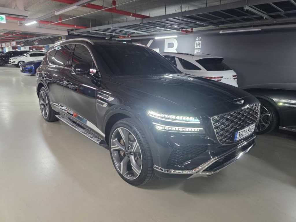 Genesis GV80 — photo 02