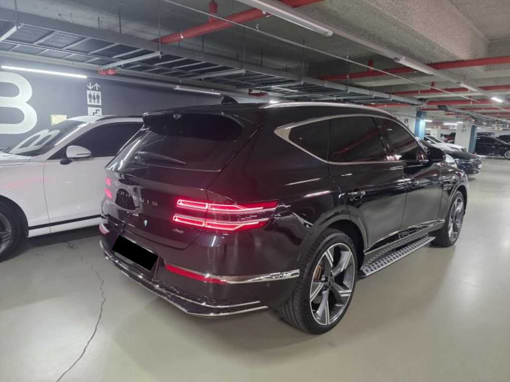 Genesis GV80 — photo 04
