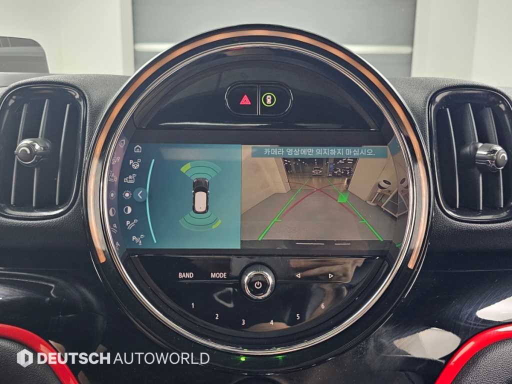 Mini Countryman — photo 15