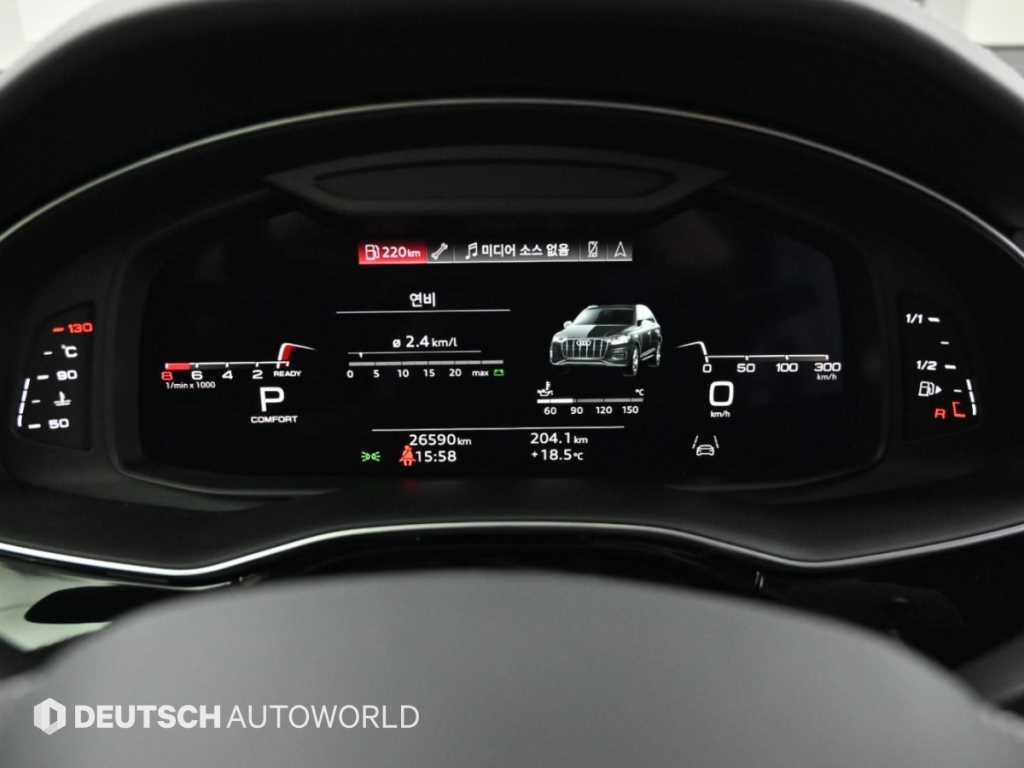 Audi Q7 — photo 09