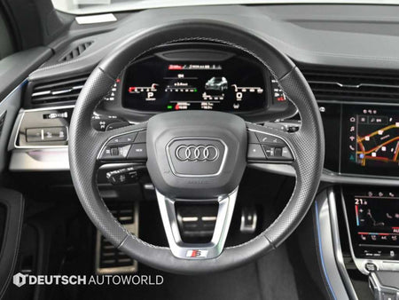 Audi Q7 — photo 14