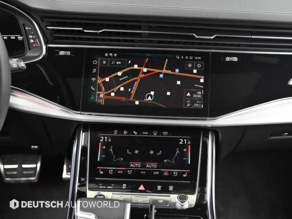 Audi Q7 — photo 15