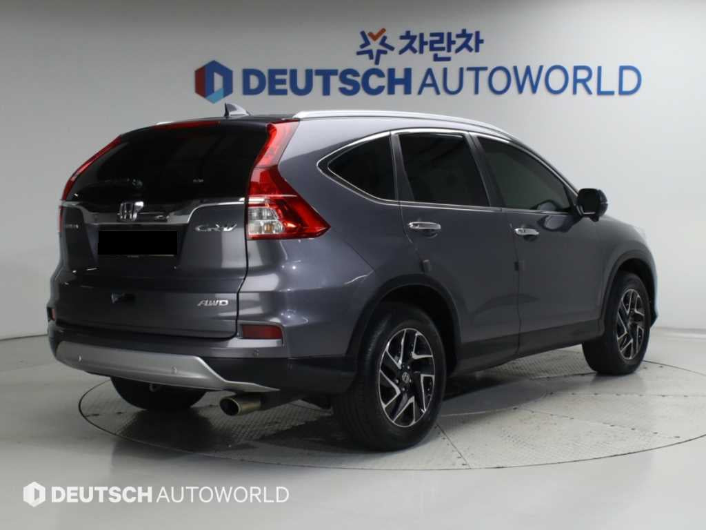 Honda CR-V — photo 02