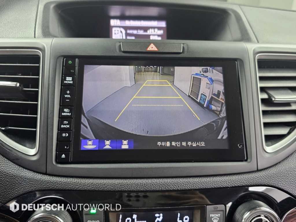 Honda CR-V — photo 15