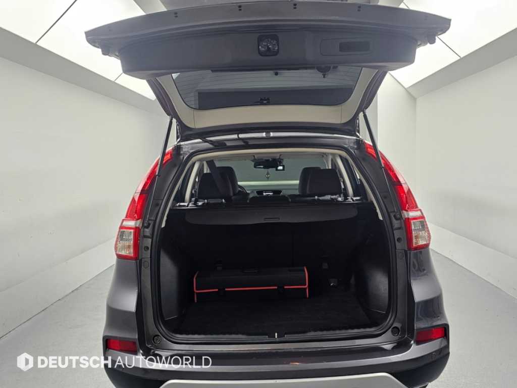 Honda CR-V — photo 19