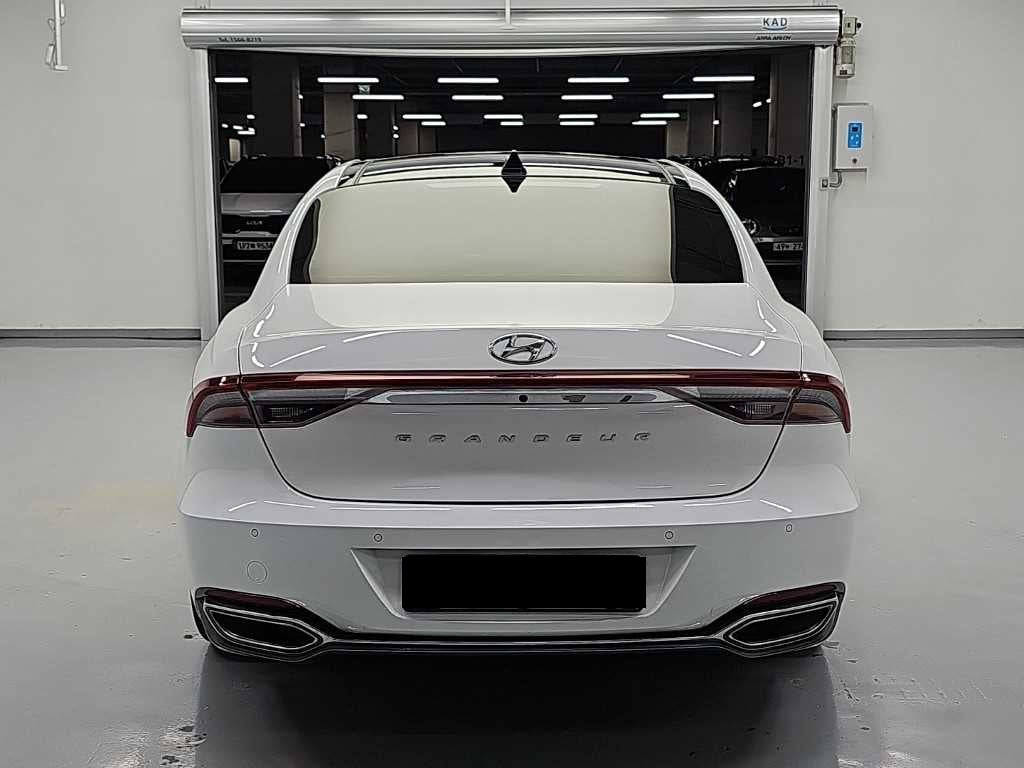 Hyundai Grandeur — photo 03