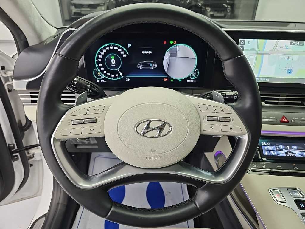 Hyundai Grandeur — photo 09