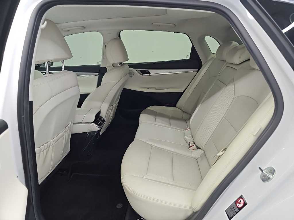 Hyundai Grandeur — photo 12