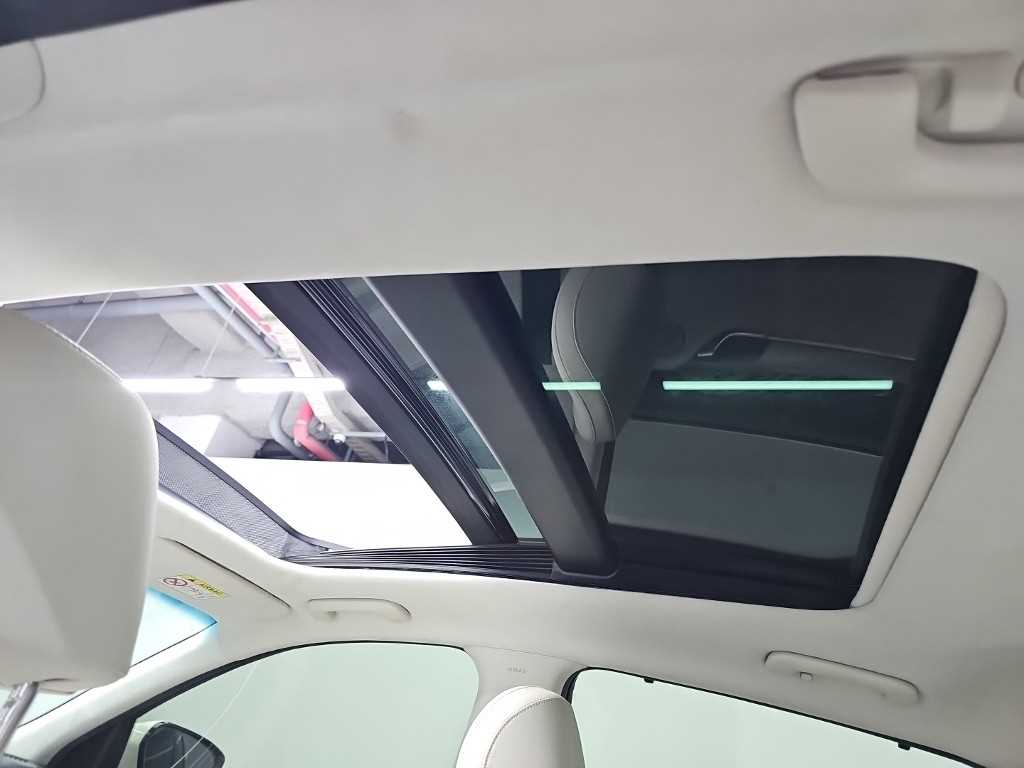 Hyundai Grandeur — photo 14