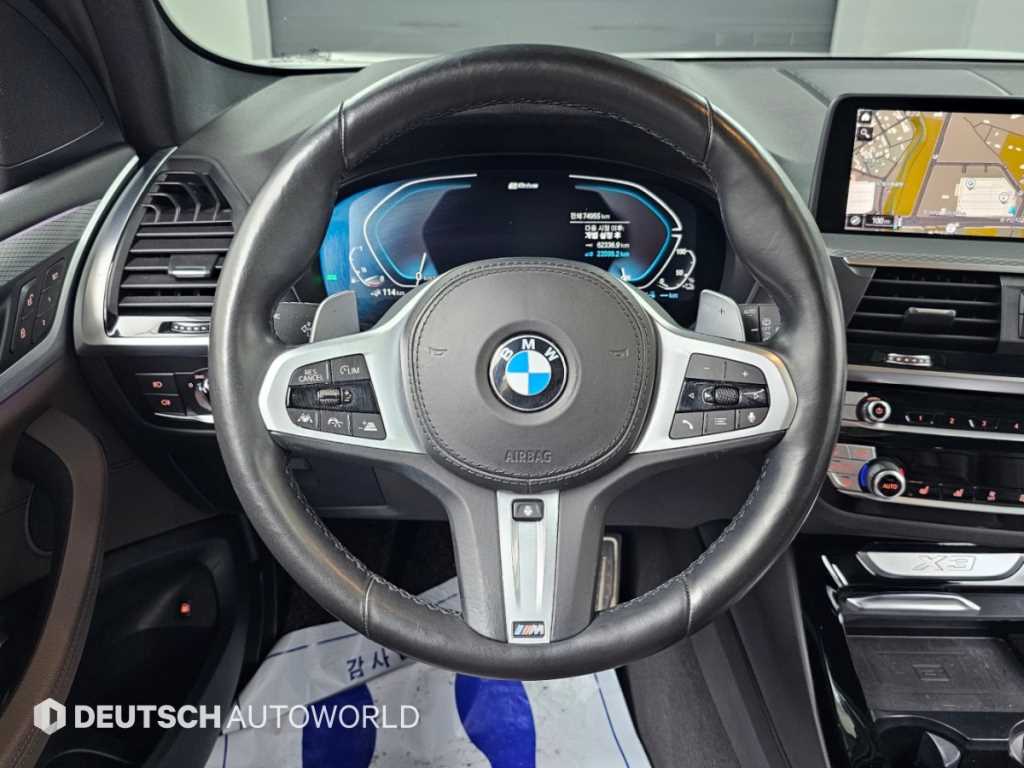 BMW X3 — photo 13
