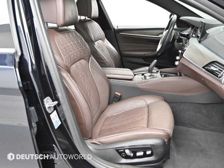 BMW 5-Series — photo 12