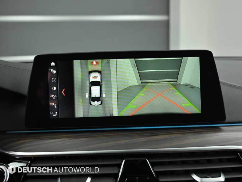 BMW 5-Series — photo 17