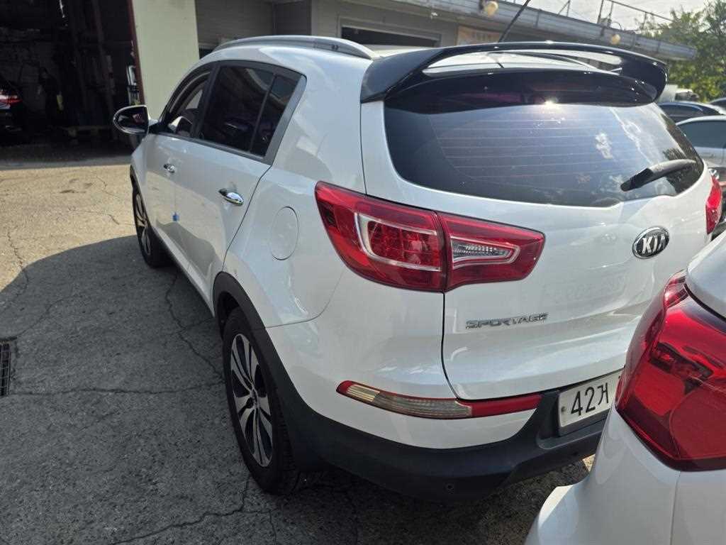 Kia Sportage — photo 02