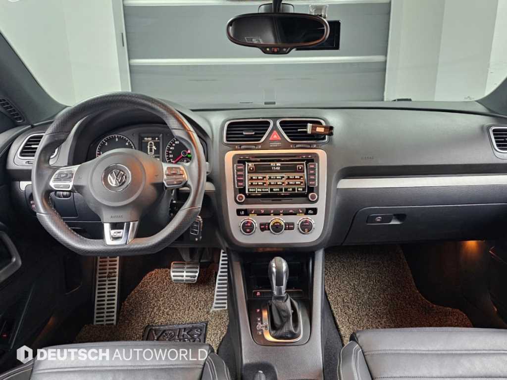 Volkswagen Scirocco — photo 07