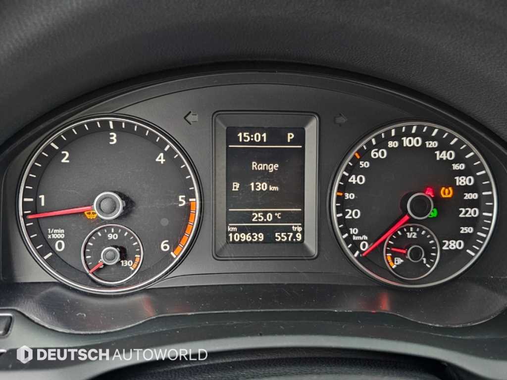 Volkswagen Scirocco — photo 08