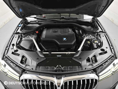 BMW 5-Series — photo 06