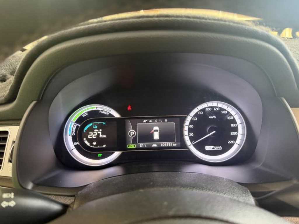 Kia Niro — photo 10