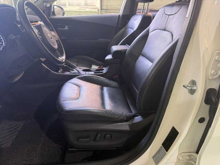 Kia Niro — photo 20