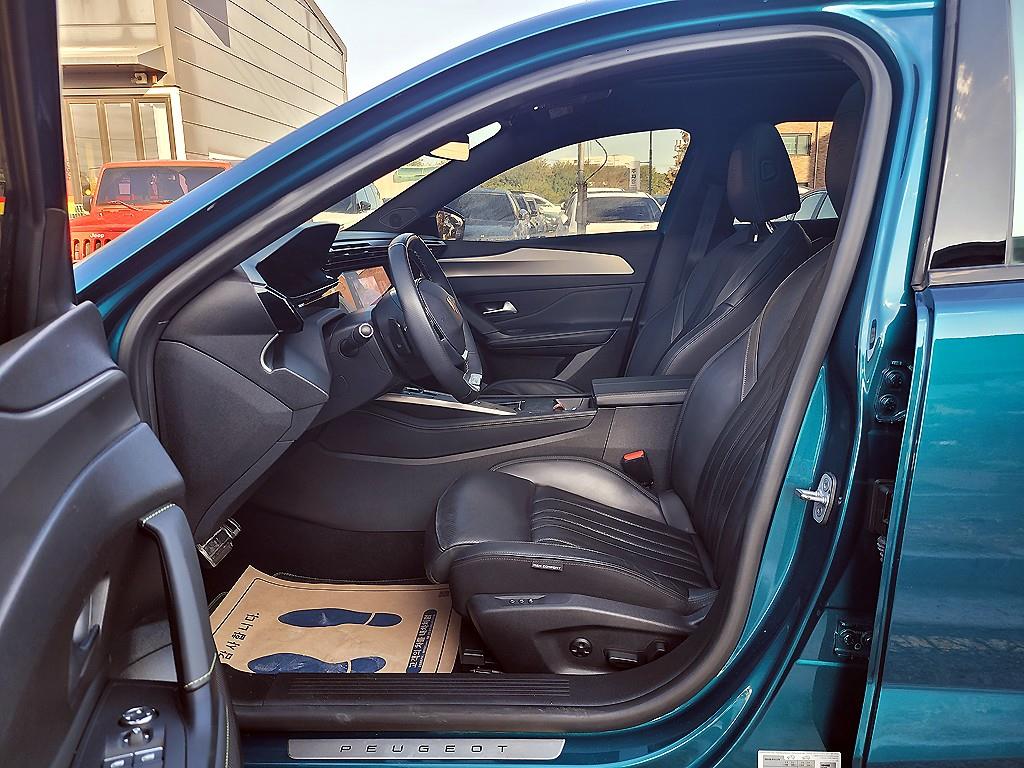 Peugeot 408 — photo 06