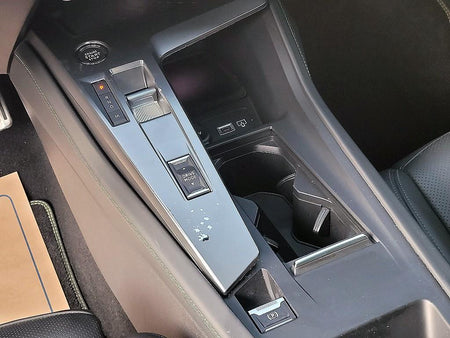 Peugeot 408 — photo 11