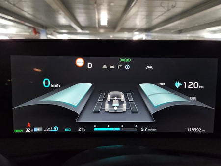 Kia EV6 — photo 09