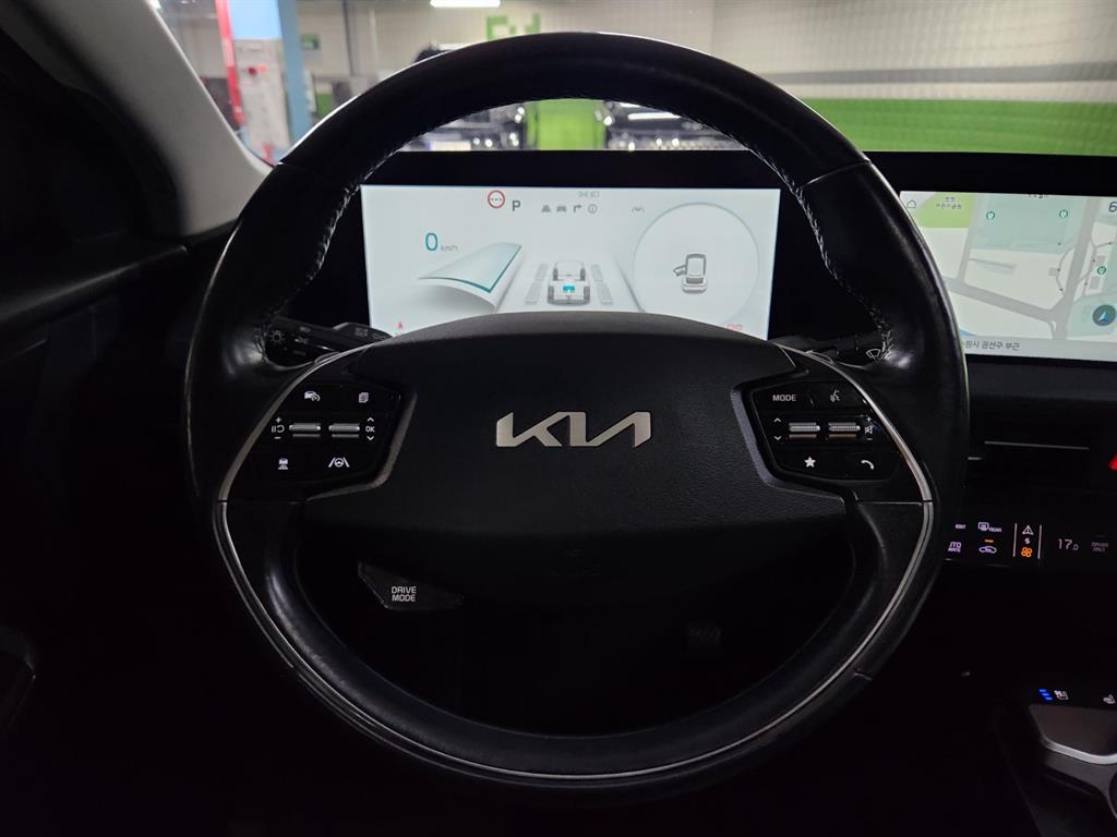 Kia EV6 — photo 10