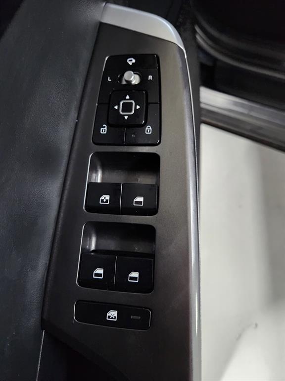 Kia EV6 — photo 16
