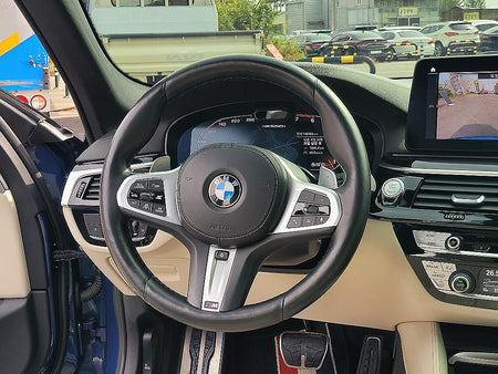 BMW 5-Series — photo 08