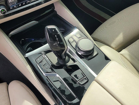 BMW 5-Series — photo 11